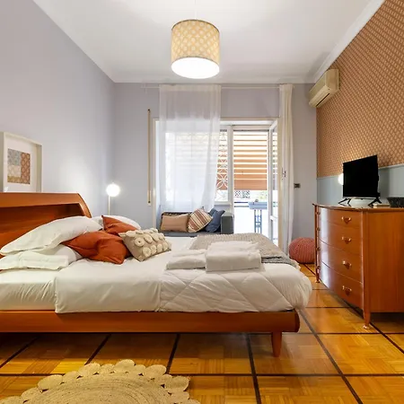 Loft With Private Terrace - 3bdr 3bat En 아파트